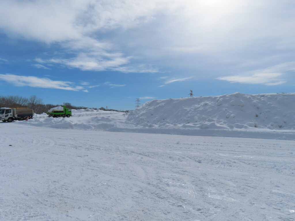 雪捨て場