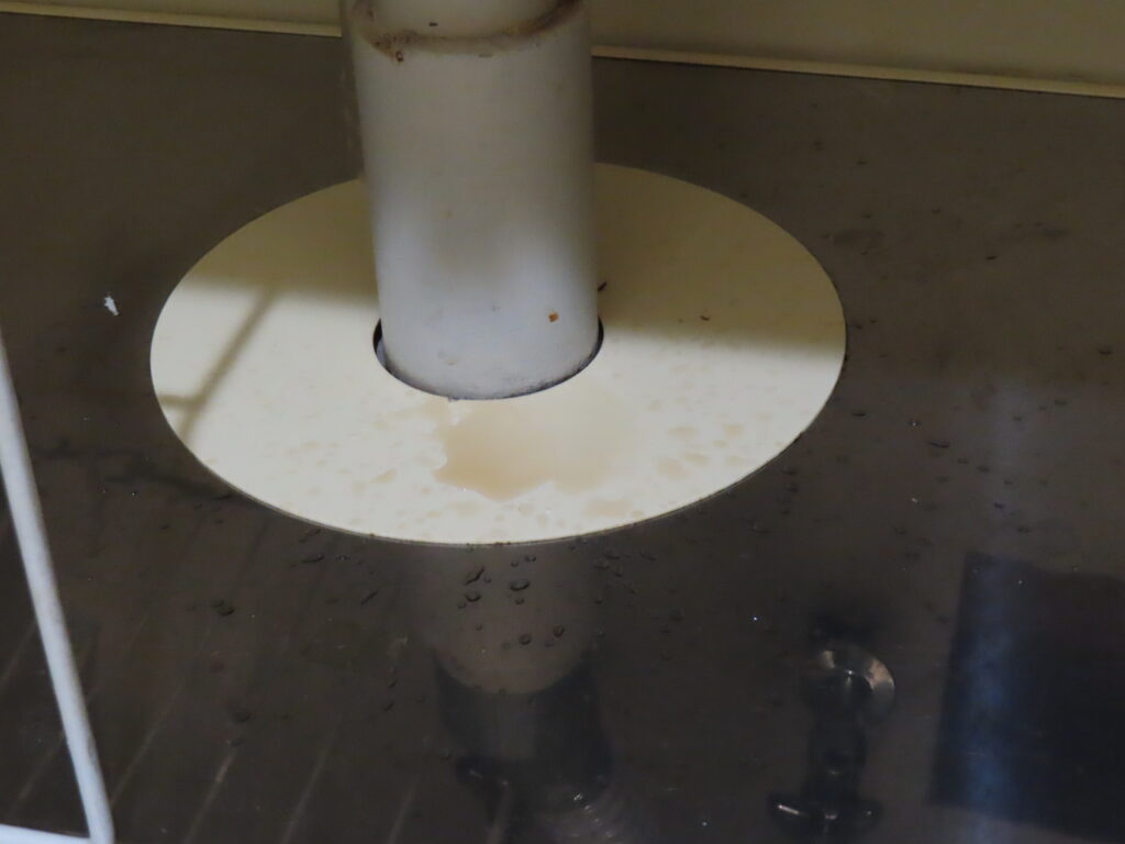 排水トラップ水漏れ