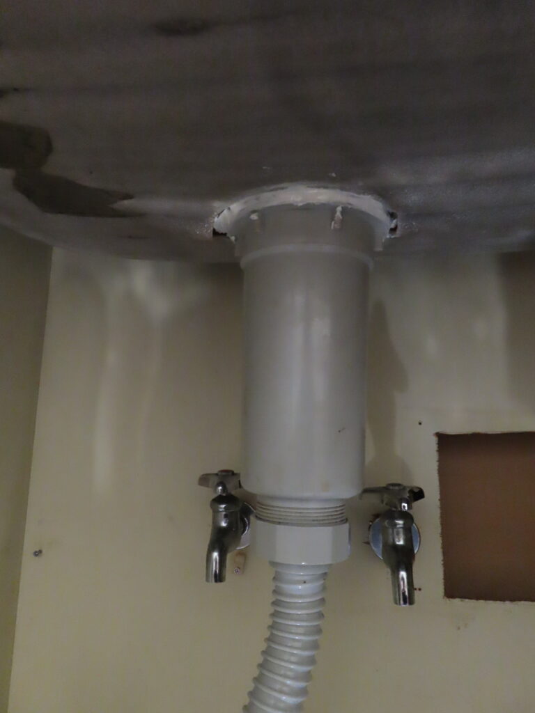 排水トラップ水漏れ