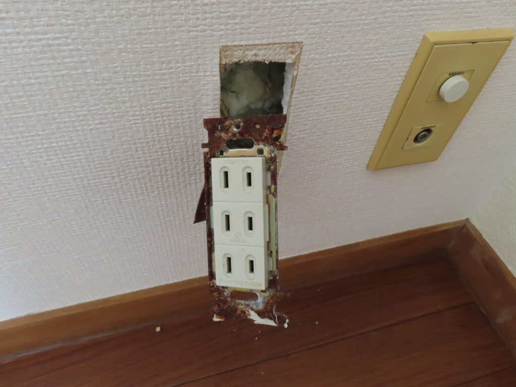 コンセント