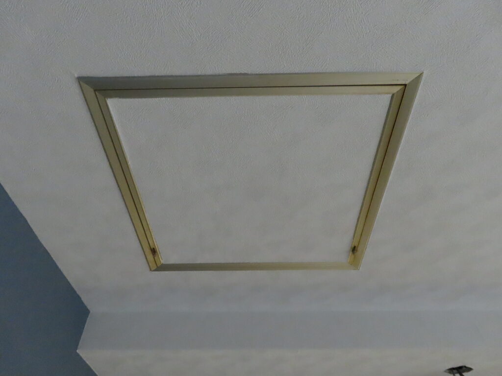 点検口