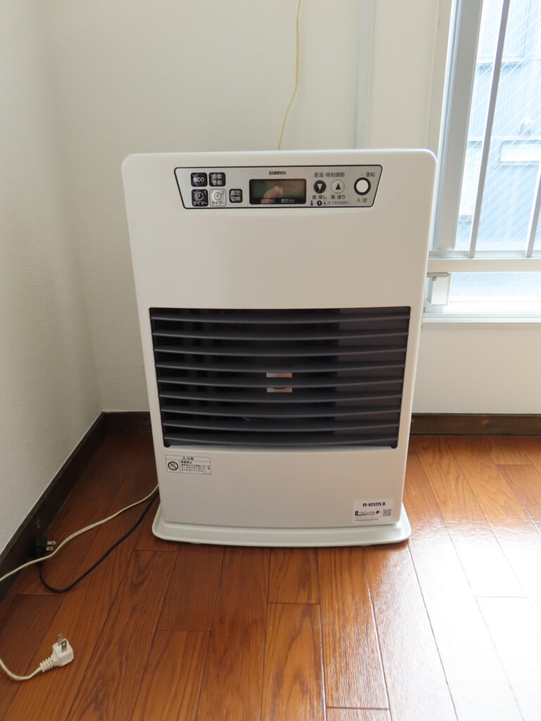 新品ストーブ