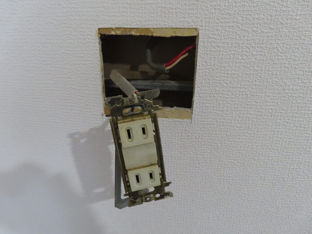 冷蔵庫用コンセント整備