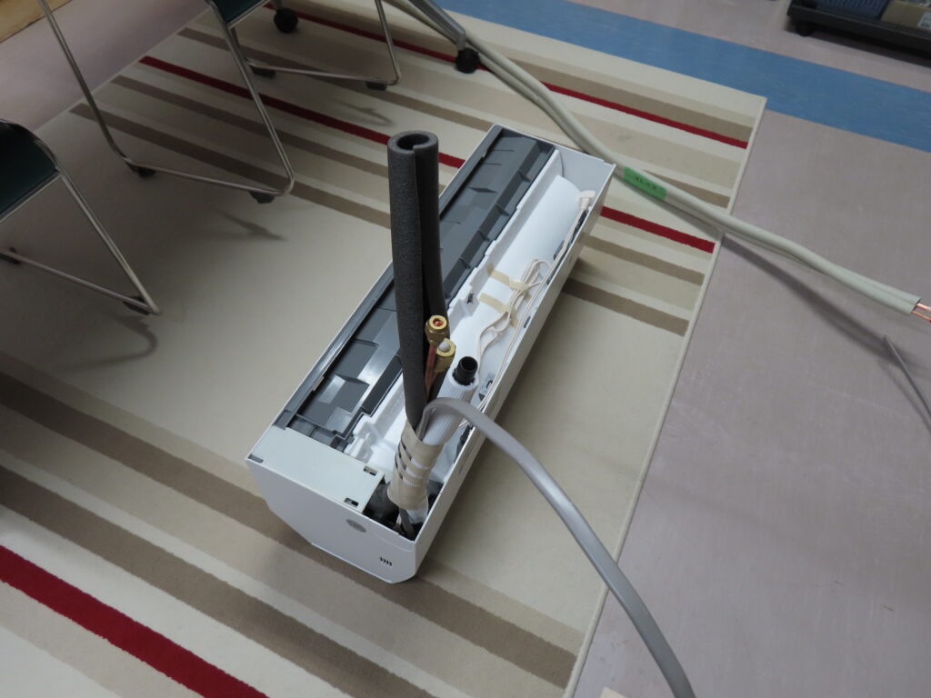 エアコン取付け