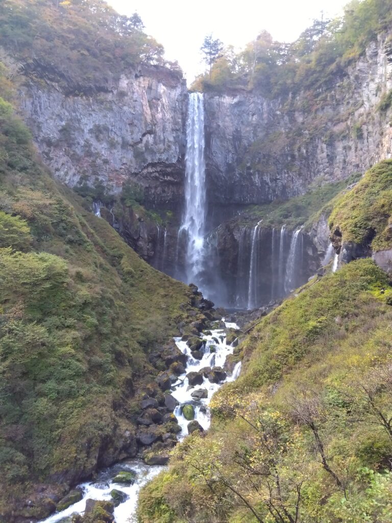 華厳の滝