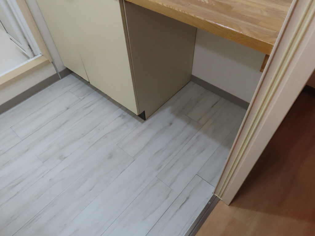 デコウッド