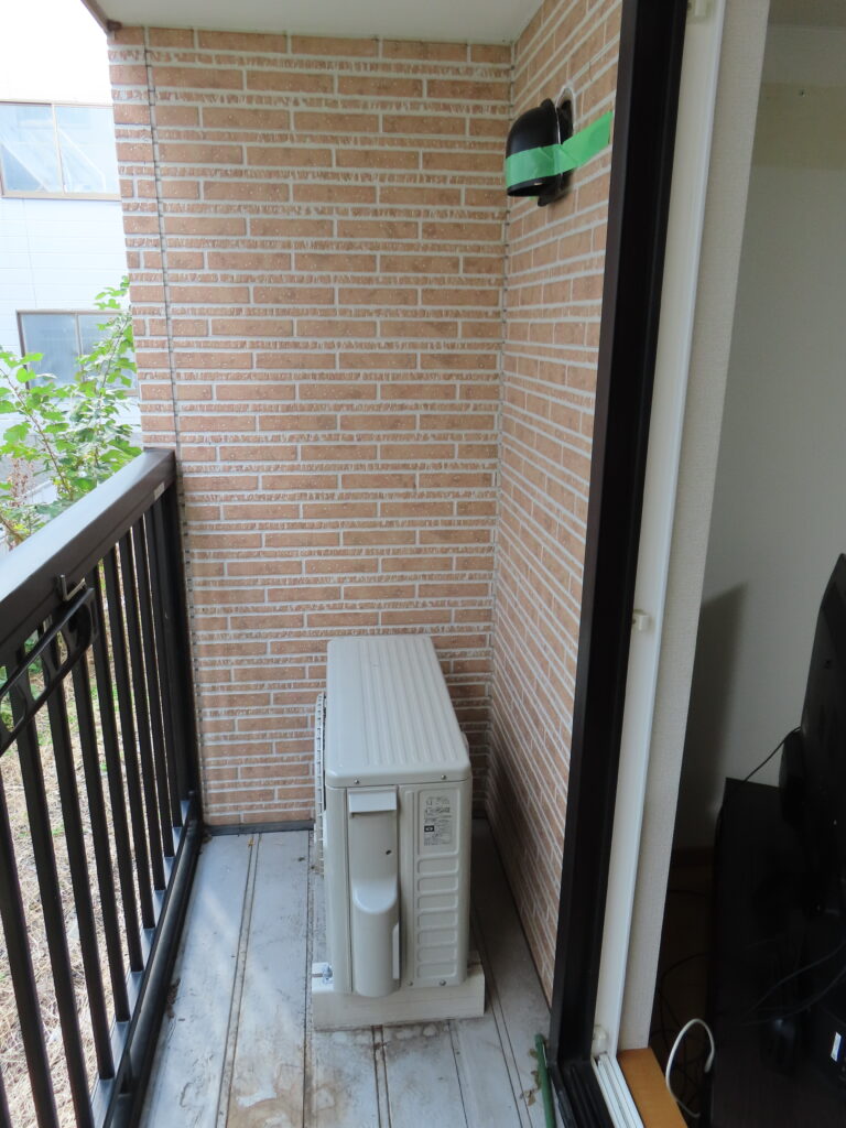 エアコン取り外し