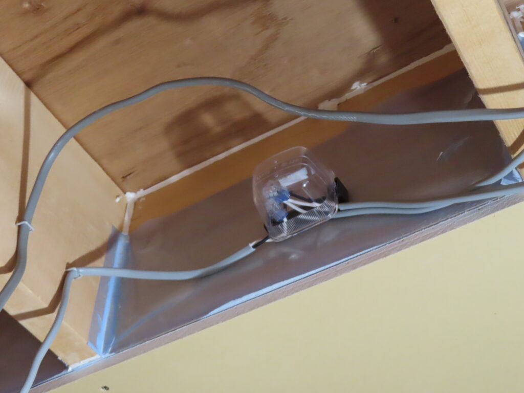 ジョイントボックス