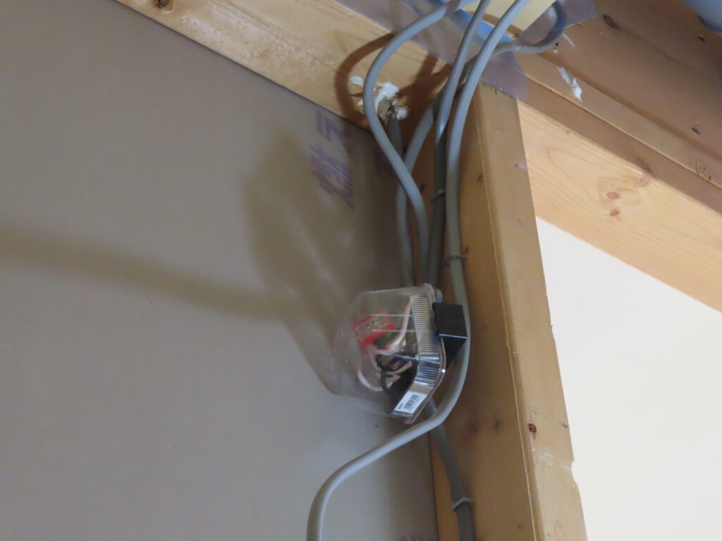 ジョイントボックス