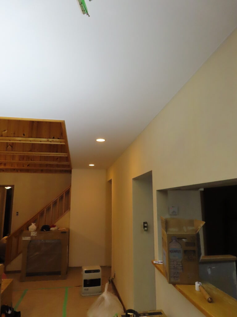 天井クロス貼り