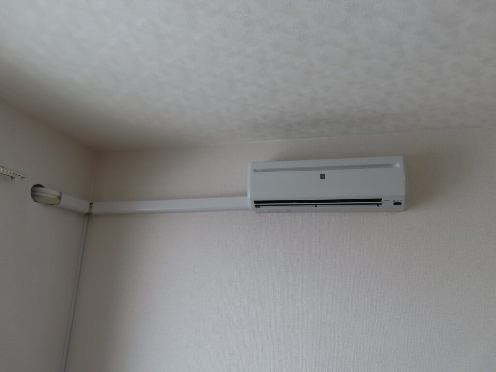 エアコン取付け