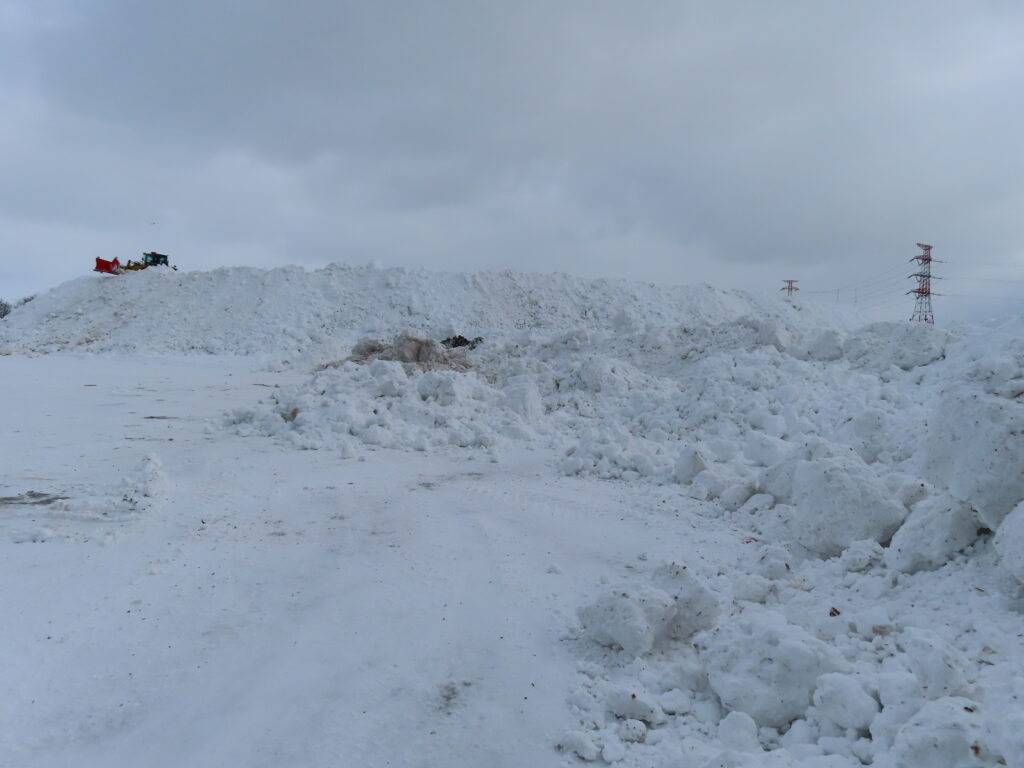 雪捨て場