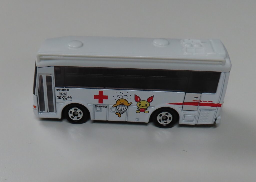 トミカ献血バス