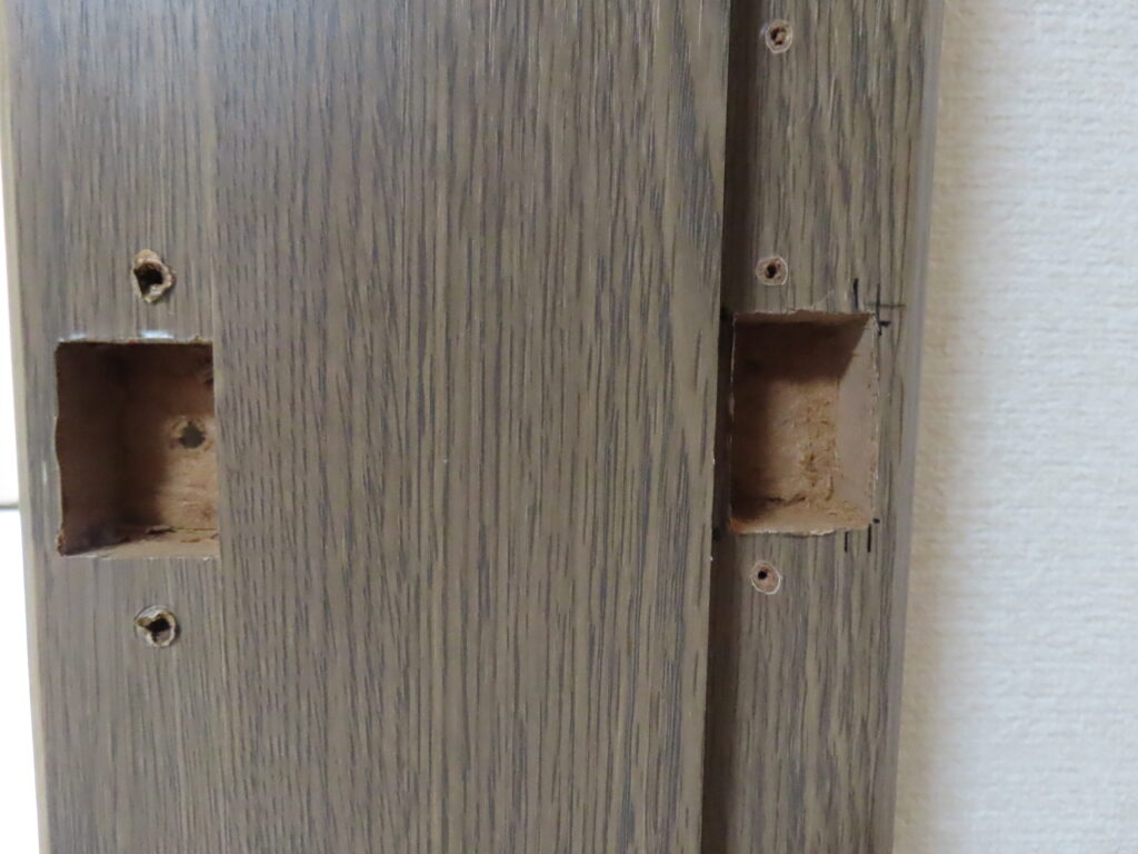 ドア付け替え