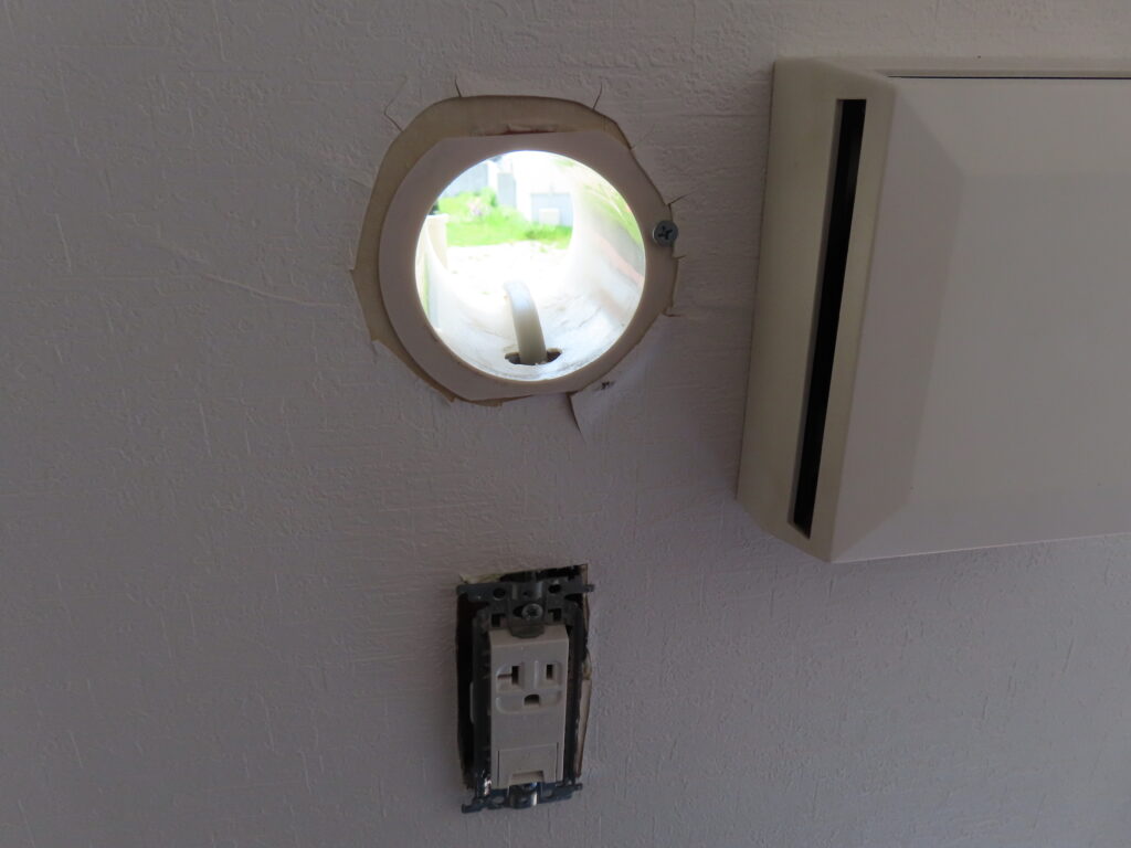 エアコン取付け