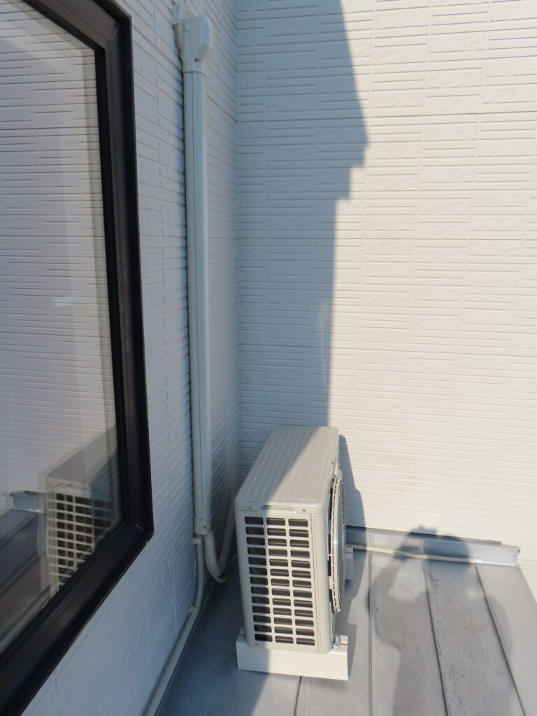 エアコン取付け