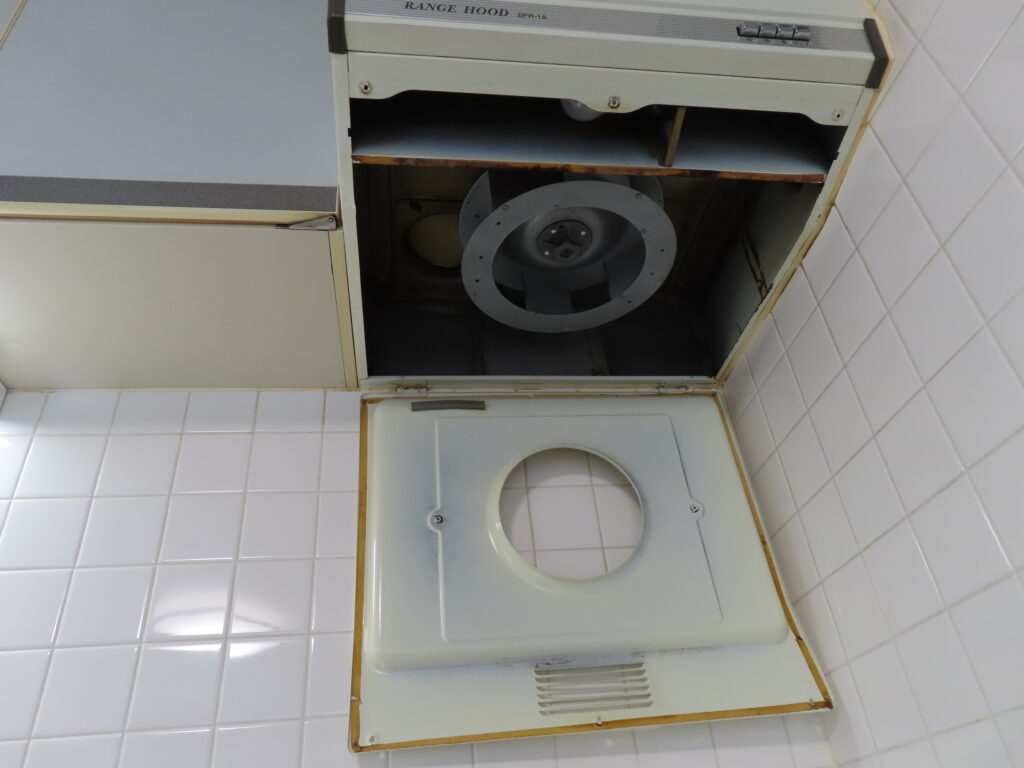 換気扇取付け