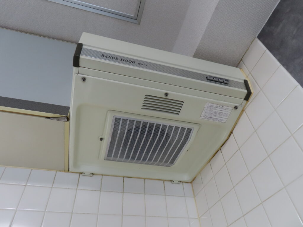 換気扇取付け