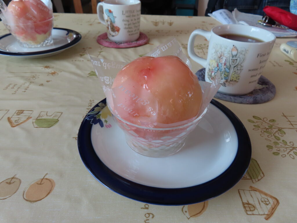 まるごと桃