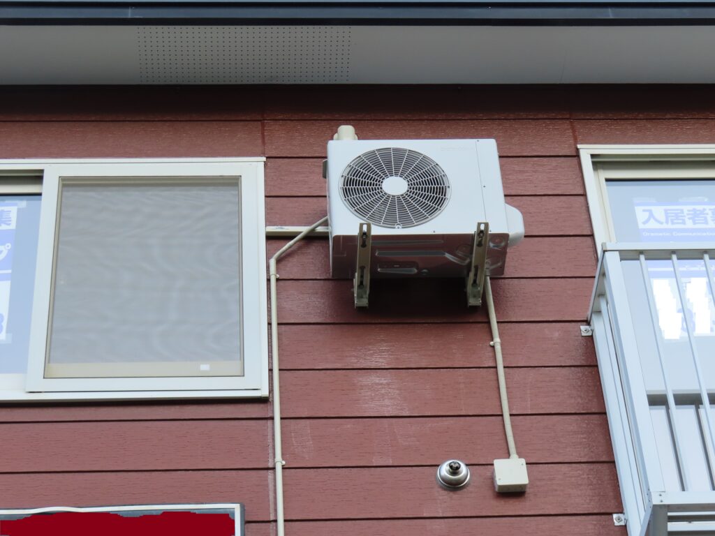 エアコン取付け