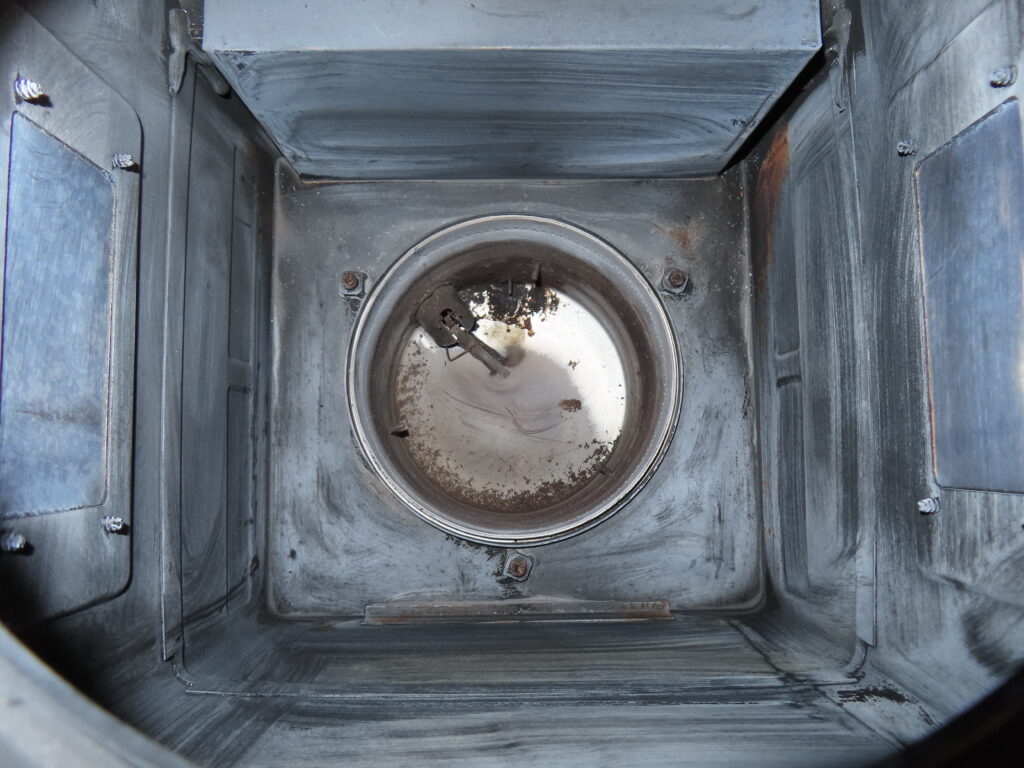 ペチカストーブ清掃